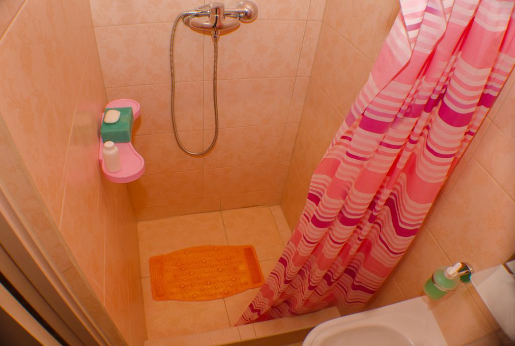 Dream Mini Hostel Kharkiv Kharkov Ngoại thất bức ảnh